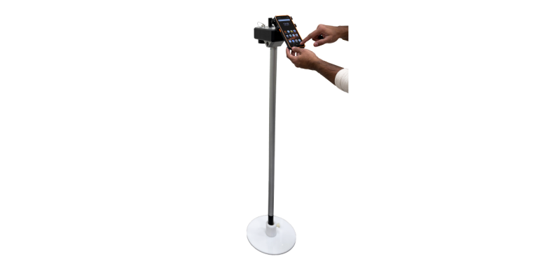 rhoc5_standing_hands_112724